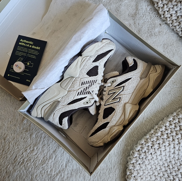 New Balance 9060 - Picture 5 of 13